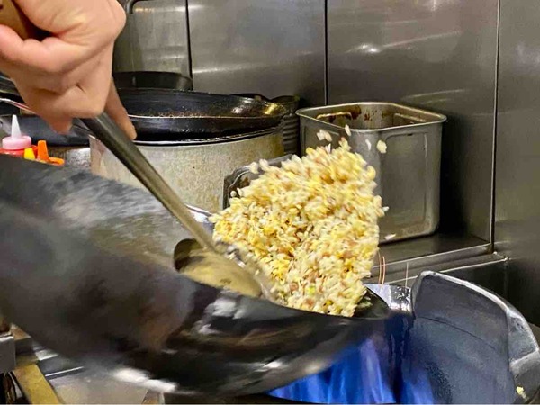 紅虎餃子房 新潟店