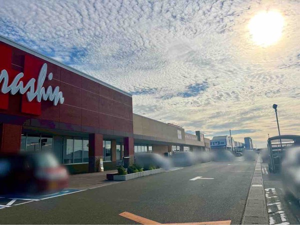 なんじゃ村 亀貝店