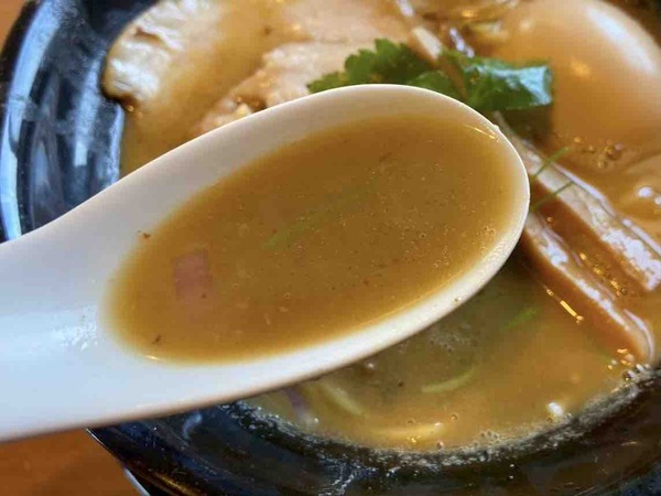 麺や 燈花(とうか)