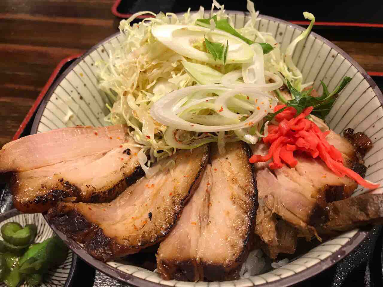 東区上王瀬 フレスポ赤道 内にオープンした 中華食堂よしだ屋 で ちゃーしゅう丼 からし味噌らーめん 食べてみた にいがた通信 新潟県新潟市の地域情報サイト