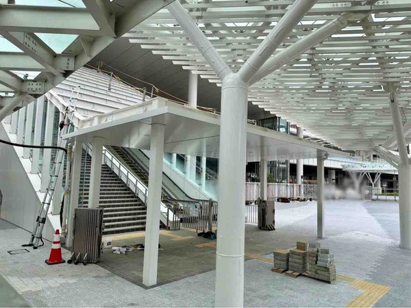 新潟駅 万代広場