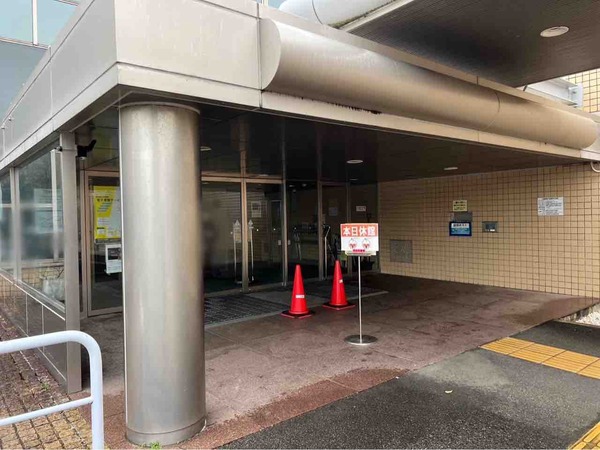 新潟県立図書館