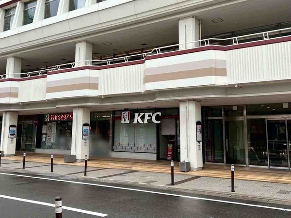 ケンタッキー・フライド・チキン 万代シテイ店(KFC)