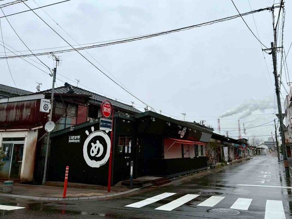 沼垂テラス商店街 朝市