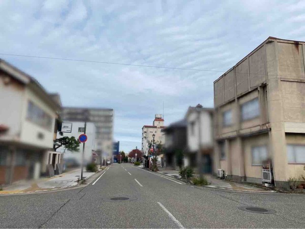 あつあつ亭 礎町店