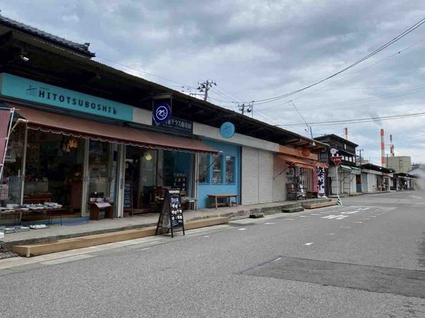 沼垂テラス朝市 いぬねこ