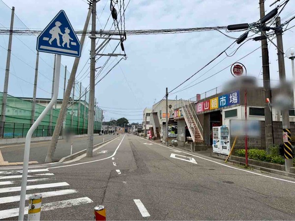 白山市場DE朝食を
