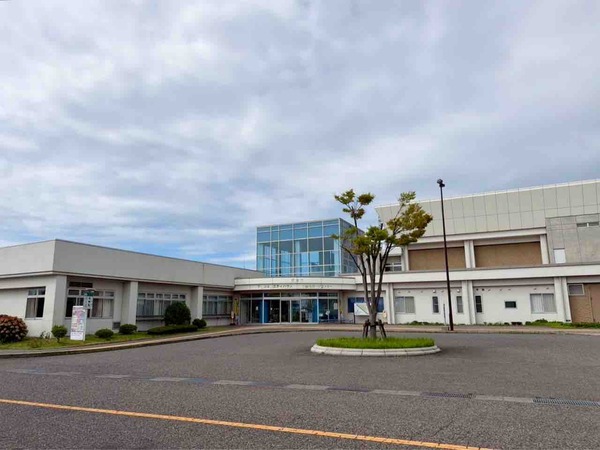 下山スポーツセンター