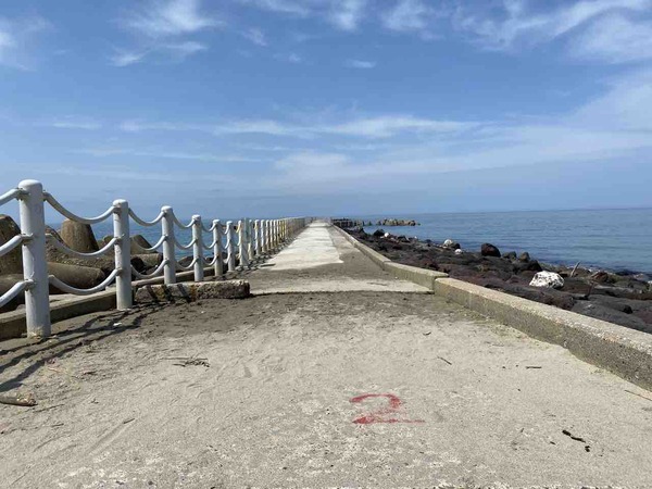 新潟港海岸(西海岸地区)突堤
