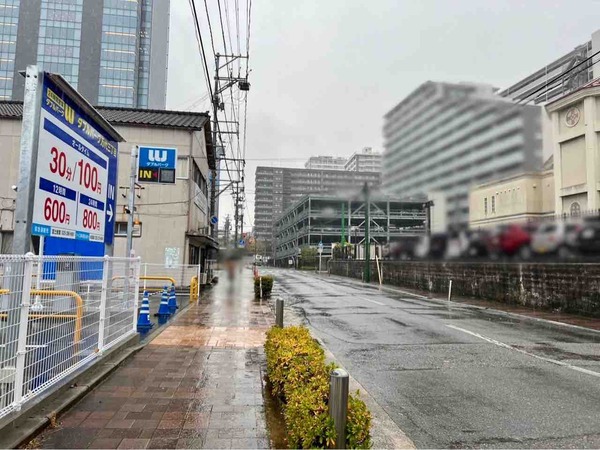 ダブルパーク万代三丁目