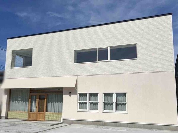 irodori DENTAL HOUSE（イロドリ デンタル ハウス）