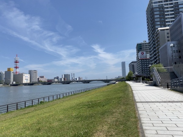 33525715.842b1ace580cc0b73b9a058e33397d62.21072001