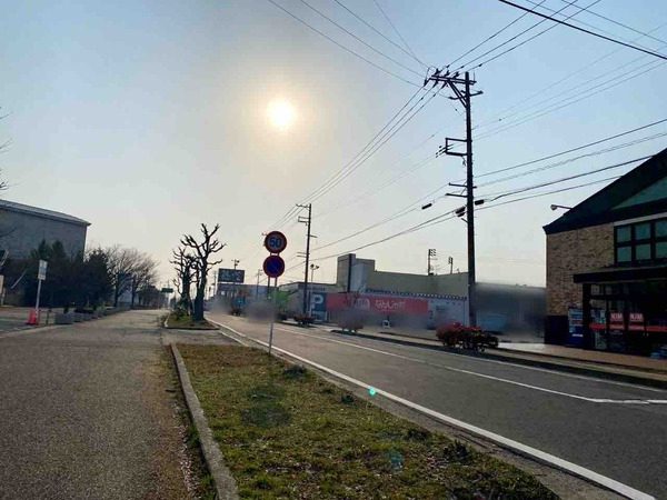 なんじゃ村