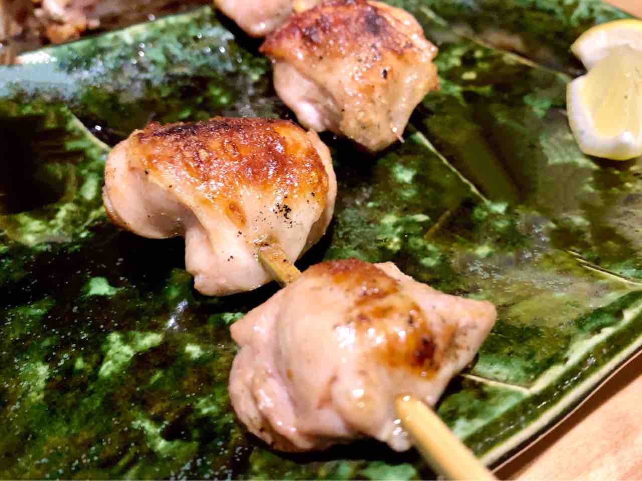 新潟初上陸！予約困難な超人気店！中央区東大通にオープンした『鳥澤（とりさわ）』でお任せストップ制で焼き鳥各種食べてみ