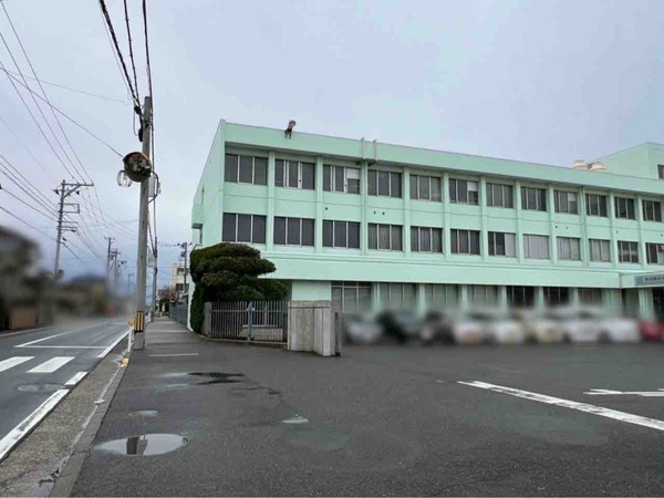 新潟工業短期大学