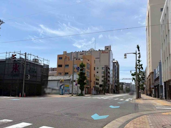 ペンギン製氷