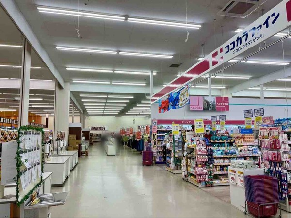 ウオロク 新津店 衣料売場