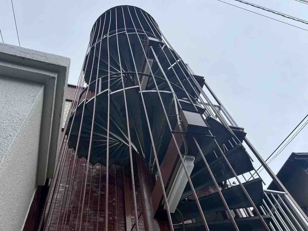 新潟市 螺旋階段まとめ