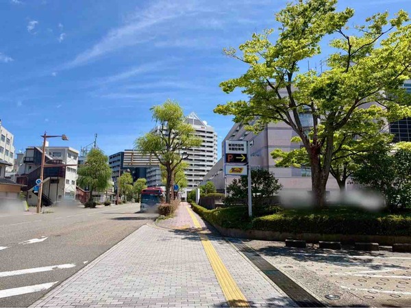 新潟市役所本館 付属駐車場