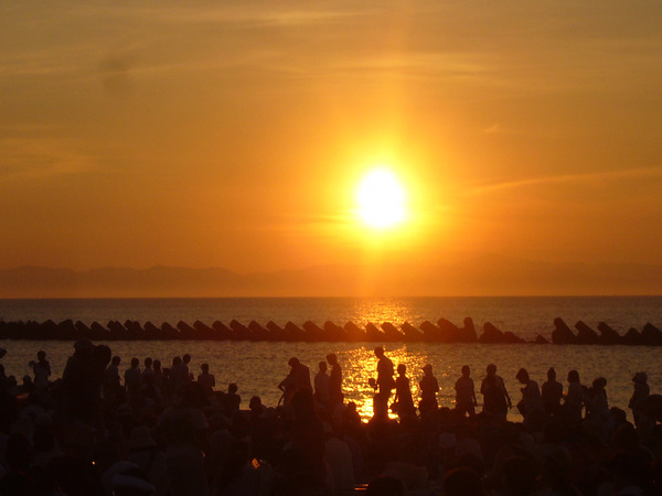 夕日