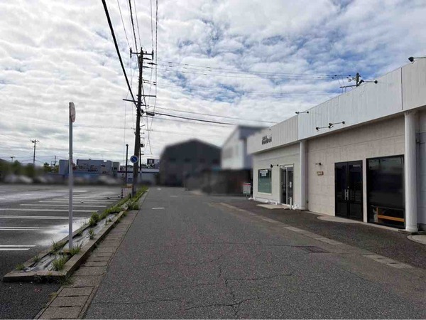 100日だけの遅刻でドーナツ 新潟空港通り店