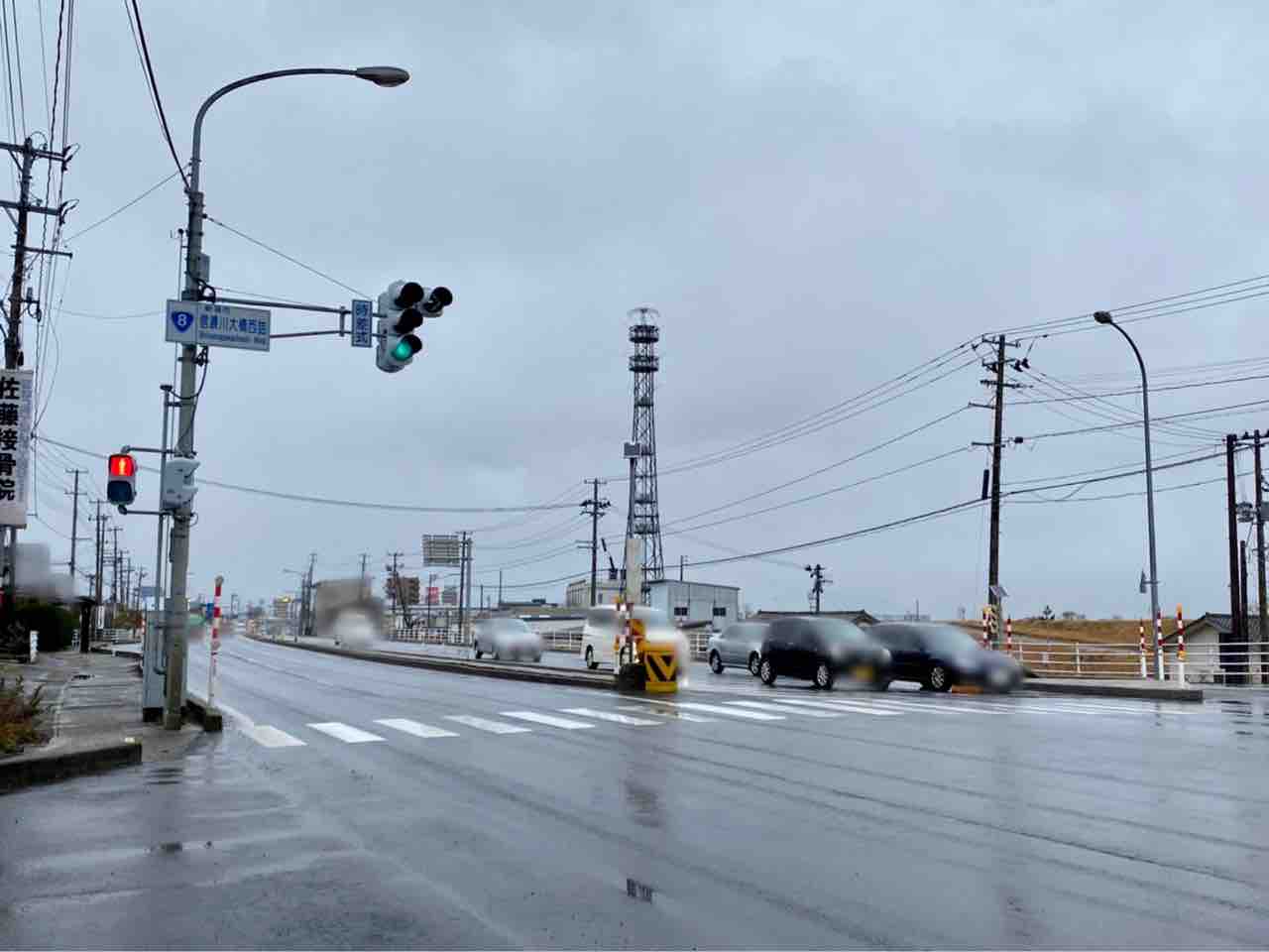 「青信号」+「青矢印」が同時に点灯する信号機はレア？！新潟市内の信号機探してみた。 : にいがた速報 - 新潟県新潟市の地域情報サイト