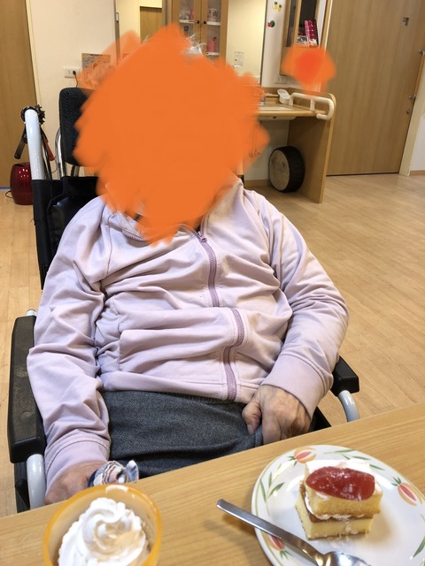 0C8F65D5-E053-4121-A0C9-4C3215636D23