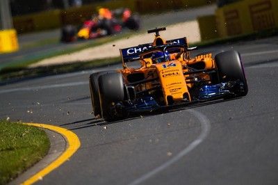 アロンソ11位「今日の予選で安心した。今年はアタックモードでレースを楽しめそう」マクラーレン F1オーストラリアGP土曜