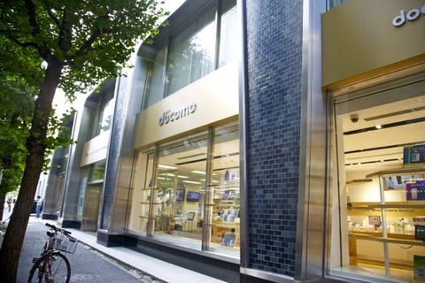 アップルとドコモがこのタイミングで組んだ理由とは