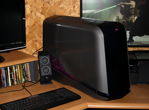 ニートの息子に30万のPC買ってあげたんだが…