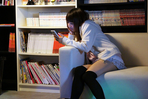 子供「親のクレカで課金したったｗｗｗｗｗｗｗｗ」