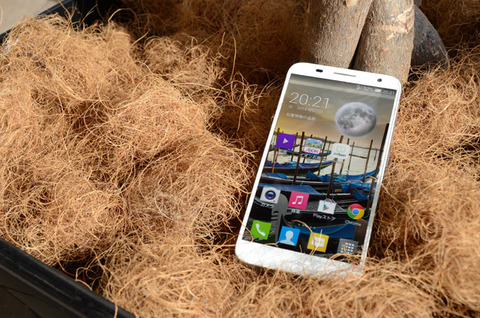 イオンの格安スマホが良い感じ。LTE対応、動作もサクサク