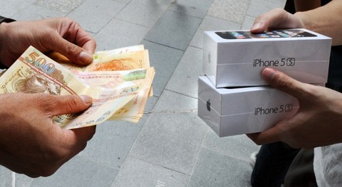 iPhone購入のために娘を売った中国人夫婦が話題に。そこまでして欲しいのか・・・