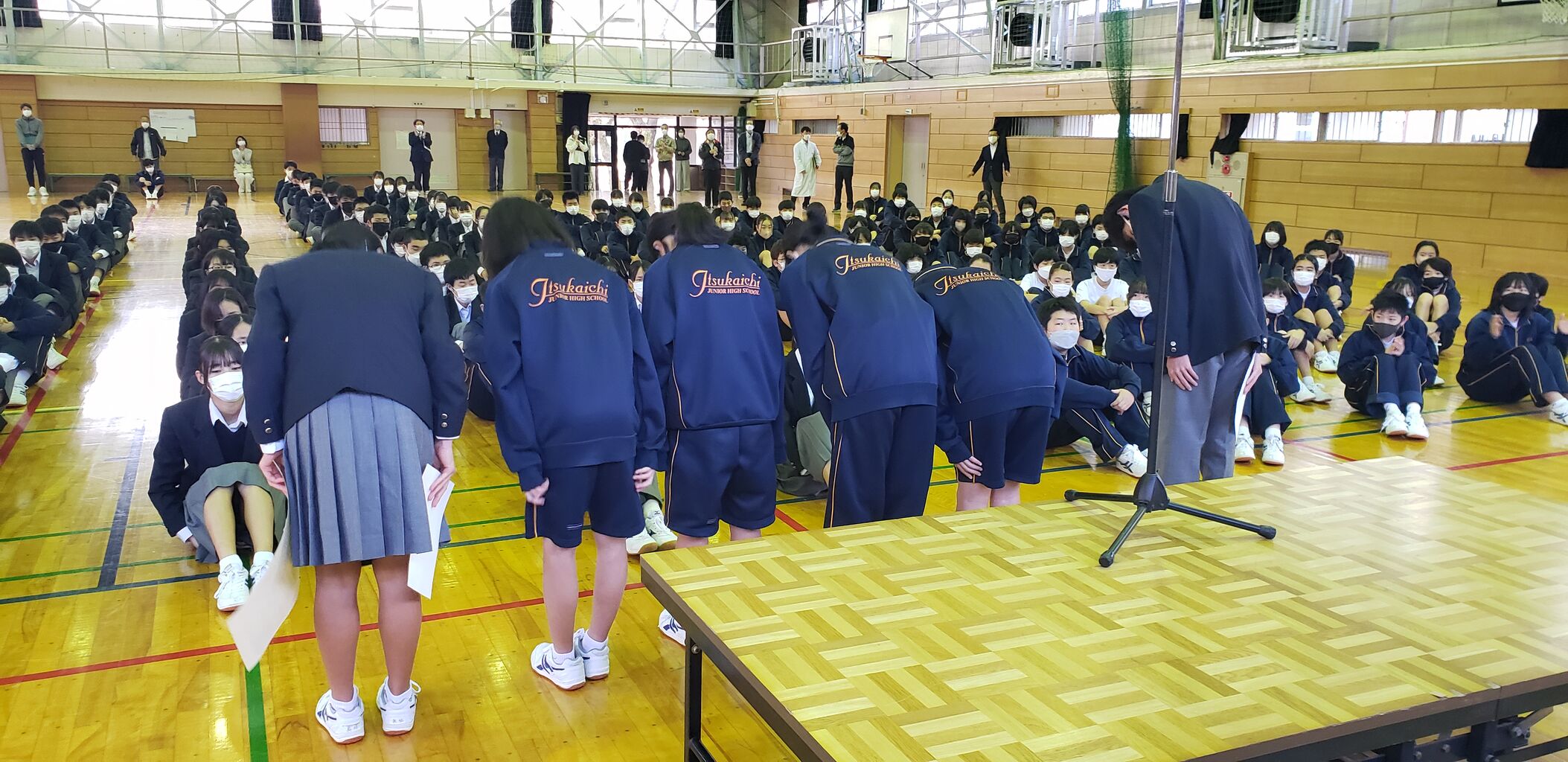 11月14日(月) 生徒会朝礼 : あきる野市立五日市中学校ブログ