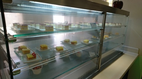 デザートは一口サイズ