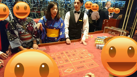 みんな目が本気