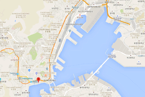 クルーズターミナルからも電車でいけます