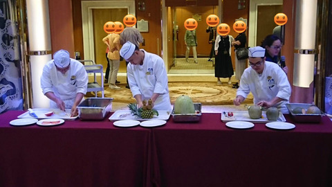 なにがでるかな？なにがでるかな？