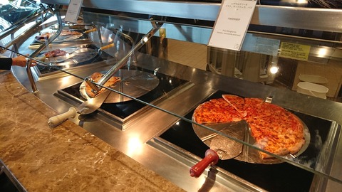 DSCPDC_0003_BURST20190603114741307_COVER