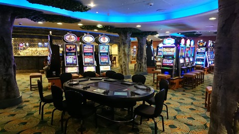 今は営業時間外