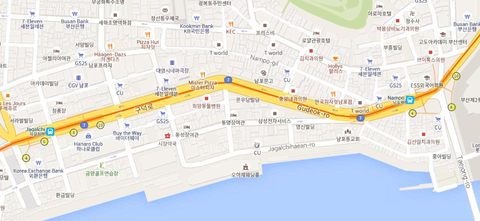 進行方向は地図の上方向です。