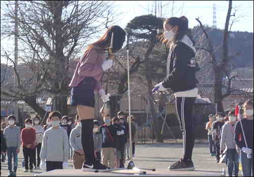 鼓笛隊の移杖式 五日市小学校日記