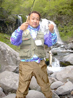 29cmのイワナが釣れた 穴場渓流釣りスポット Flyfishing Plus ヤマメ イワナの宝庫探し 29cmのイワナが釣れた 穴場渓流釣りスポット Flyfishing Plus ヤマメ イワナの宝庫探し