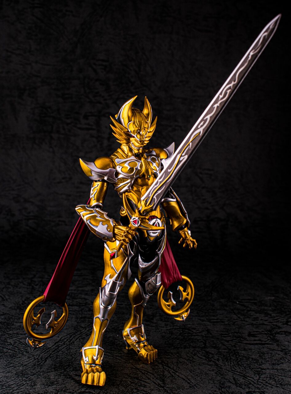 0006 S.H.figuarts 黄金騎士 ガロ（レオン 刻印Ver.)レビュー : 気楽な