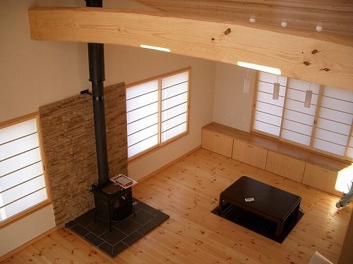 片流れ屋根の家Ⅰ : 岩上設計工房