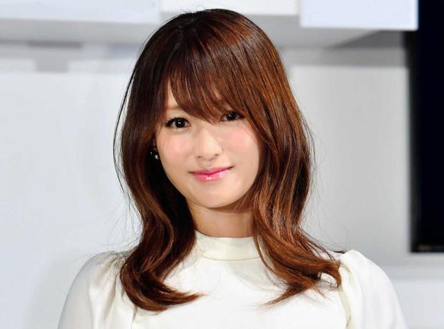 芸能 まるで別人 めっちゃ美人になった芸能人 指原莉乃 田中みな実らランクイン 3位新垣結衣 2位深田恭子 1位は 2 Jinjin 芸能とゲームiwamatsuのblog