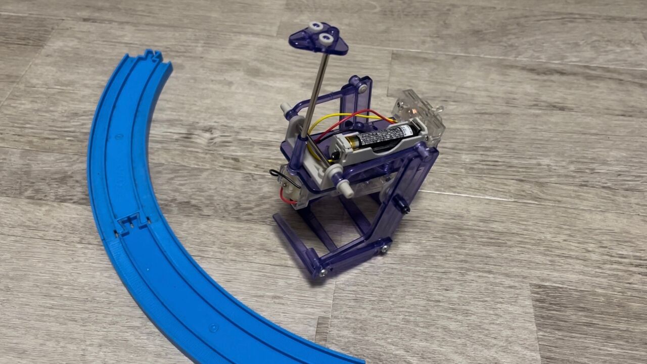 適当でも綺麗に傾く振り子式プラレールの作り方【ありがとう！381系やくも】 : いわんごの道具箱