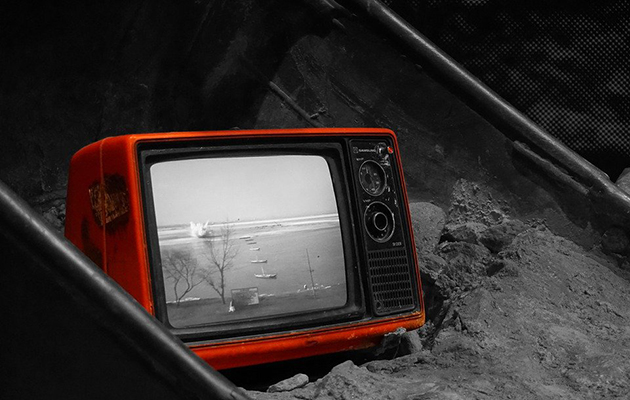 television-899265_960_720