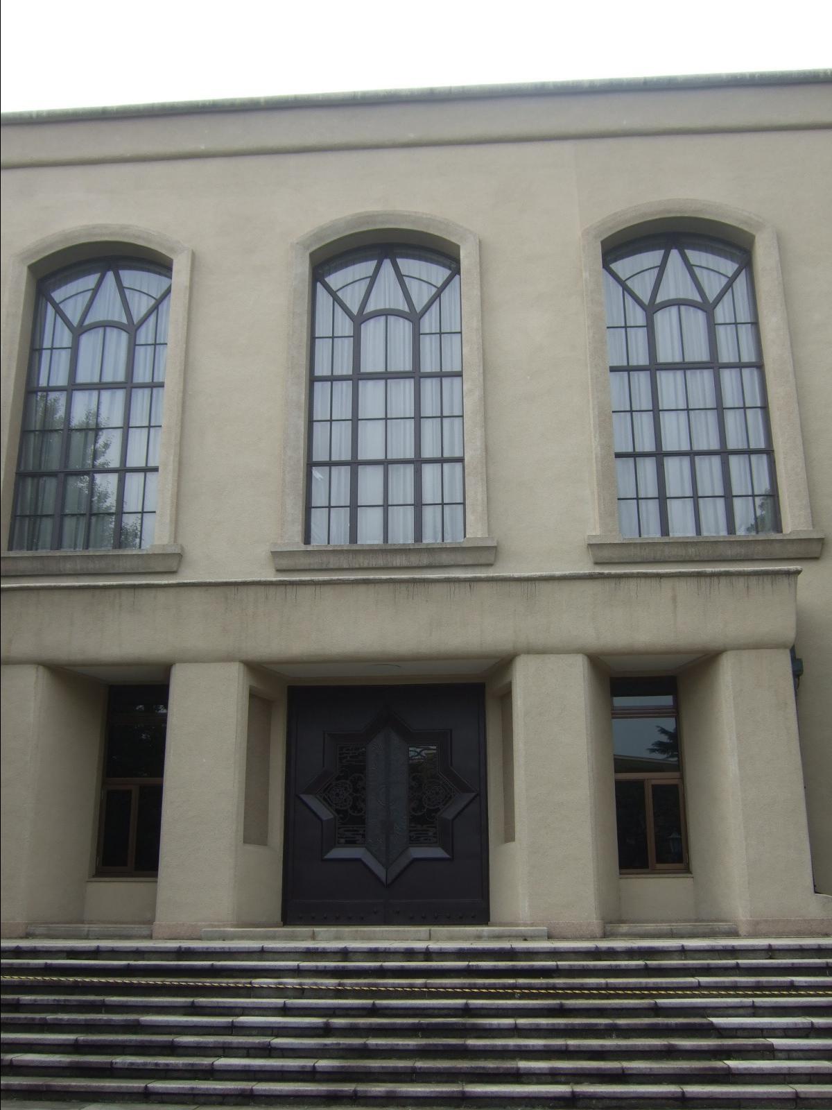 早稲田の建築巡り : 岩 崎 建 築 研 究 室 ・ 日 誌