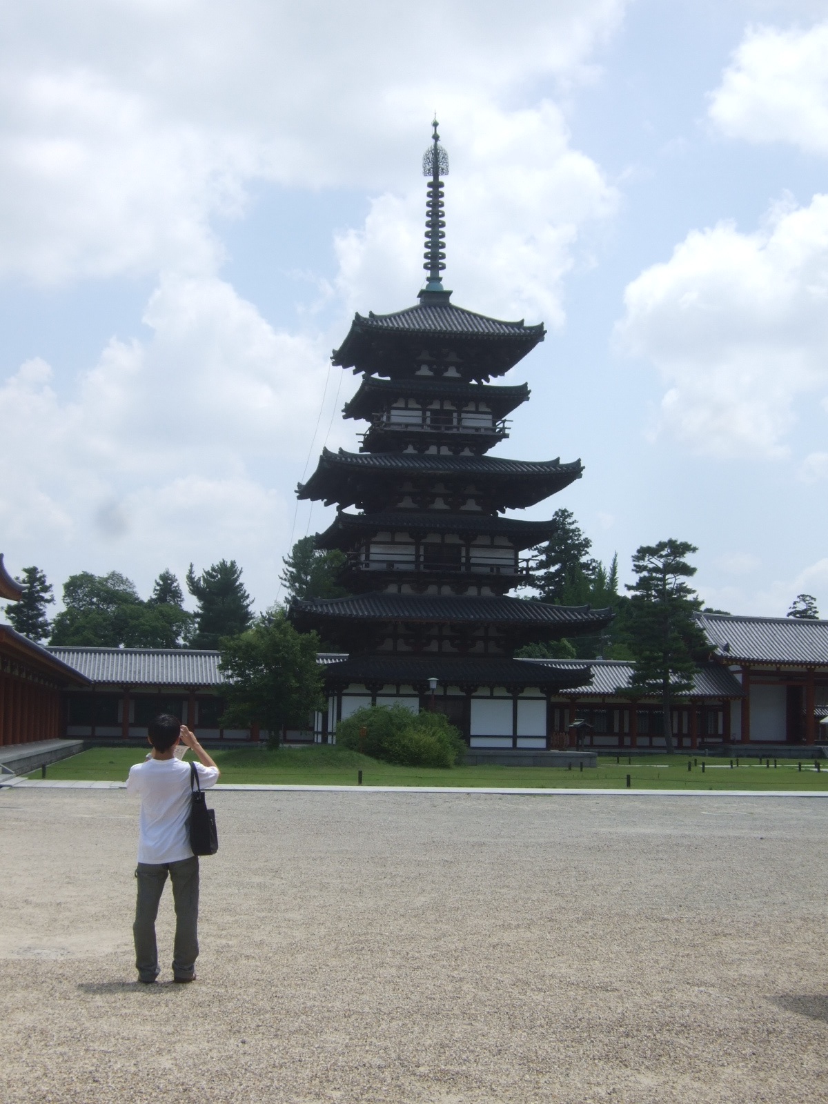 薬師寺 岩 崎 建 築 研 究 室 日 誌